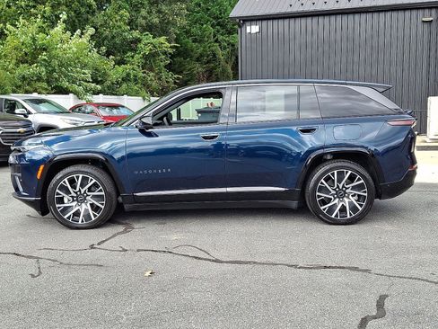 Used 2025 Jeep Wagoneer S Limited image 7