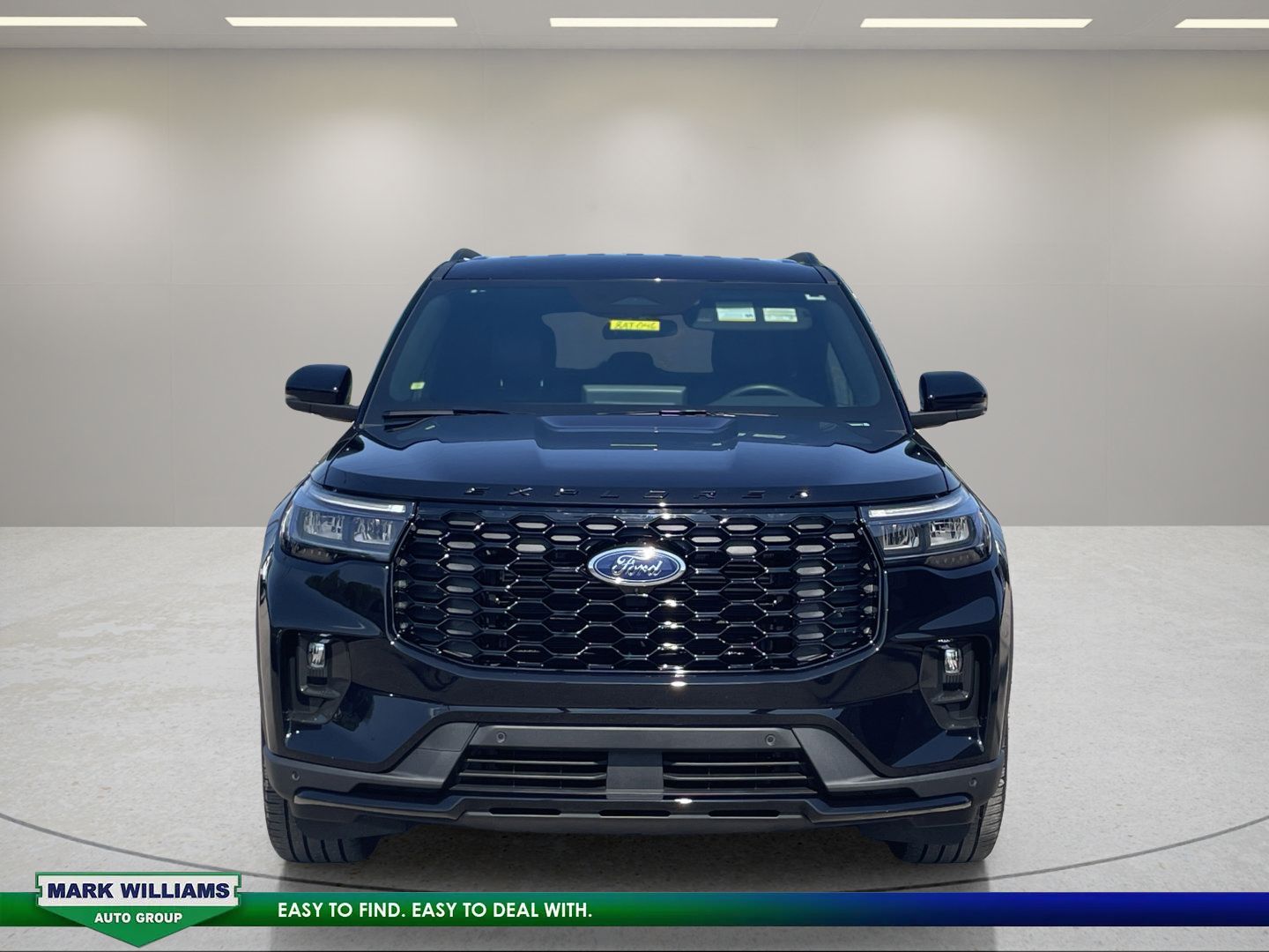 Used 2025 Ford Explorer ST-Line w/ ST-Line Street Pack AWD/4WD image 7