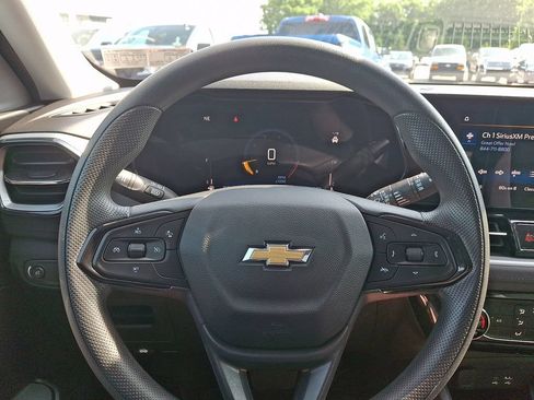 Used 2024 Chevrolet TrailBlazer LT FWD image 20