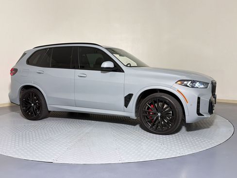 Certified 2025 BMW X5 sDrive40i w/ M Sport Package RWD image 6