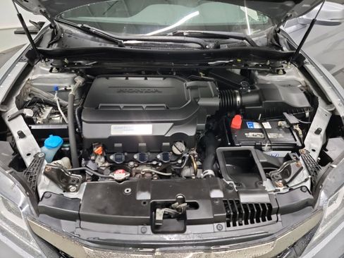 Used 2017 Honda Accord EX-L image 25
