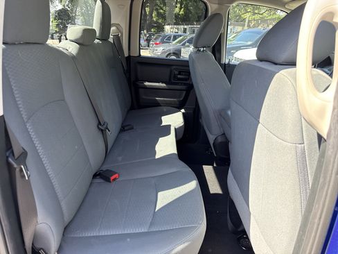 Used 2018 RAM 1500 Express RWD image 24