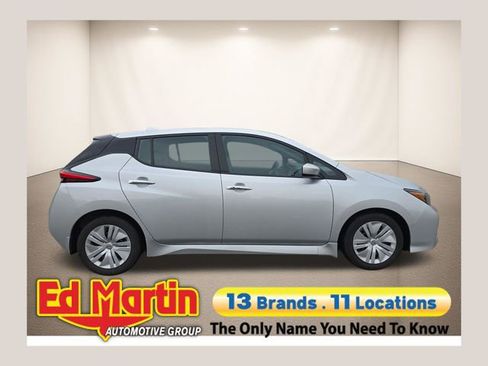 Used 2024 Nissan Leaf S FWD image 1