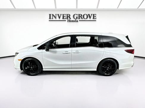 Used 2024 Honda Odyssey Sport image 8