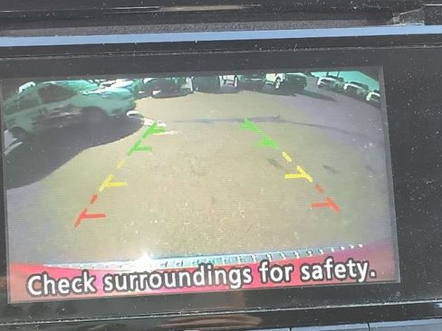 Used 2015 Nissan Rogue S AWD/4WD image 3