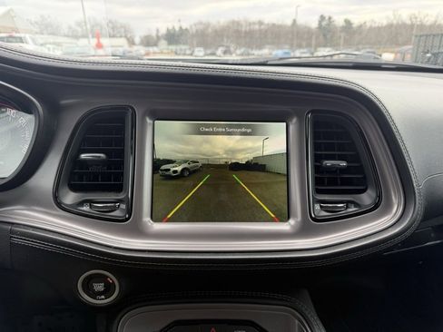 Used 2023 Dodge Challenger GT w/ Plus Package image 13