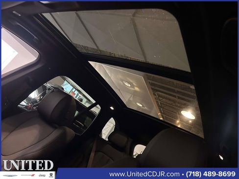 Used 2022 BMW X5 xDrive40i w/ Climate Comfort Package image 12