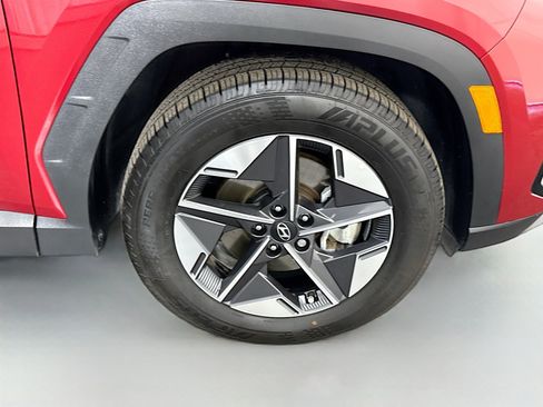 Used 2025 Hyundai Tucson SEL FWD image 32