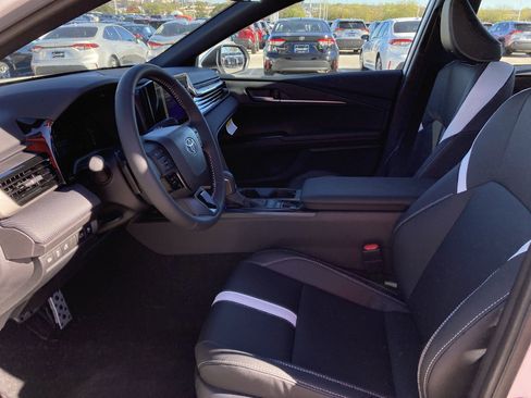 Used 2026 Toyota Camry SE image 16