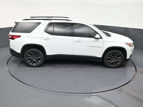 Used 2021 Chevrolet Traverse RS FWD image 18