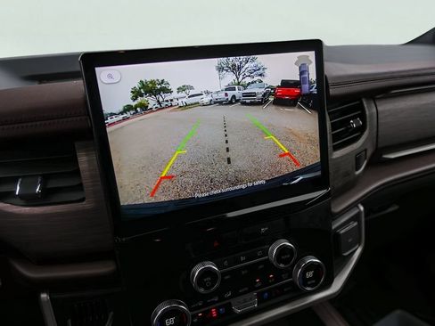 Used 2023 Ford Expedition Max Limited image 20