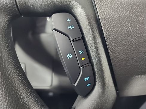 New 2025 Chevrolet Express 3500 w/ Driver Convenience Package image 25