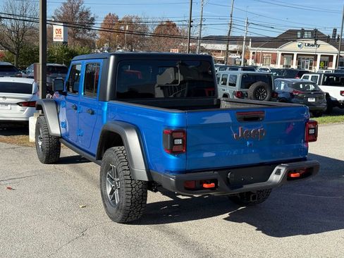 New 2026 Jeep Gladiator Mojave AWD/4WD image 9