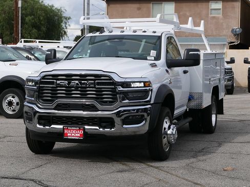 New 2026 RAM 5500 Tradesman w/ Chrome Appearance Group AWD/4WD image 7