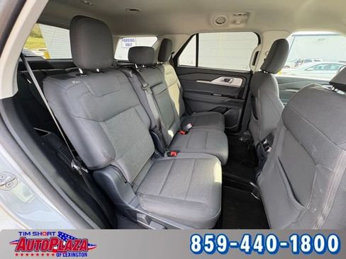 Used 2025 Ford Explorer Active AWD/4WD image 32