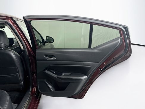 Used 2023 Nissan Altima 2.5 SL FWD image 30