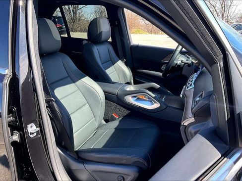 Used 2025 Mercedes-Benz GLE 350 4MATIC image 9