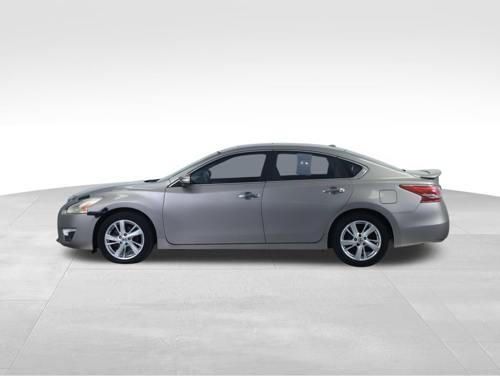 Used 2013 Nissan Altima 2.5 SL FWD image 9