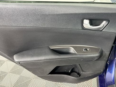 Used 2018 Kia Optima S w/ 18" Alloy Wheels Package image 22