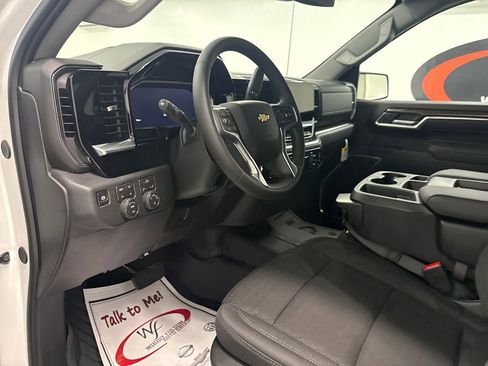 New 2026 Chevrolet Silverado 1500 LT AWD/4WD image 9