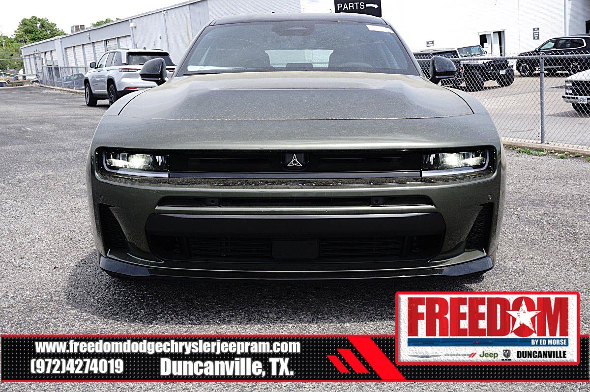 New 2026 Dodge Charger Scat Pack w/ Blacktop Package AWD/4WD image 8