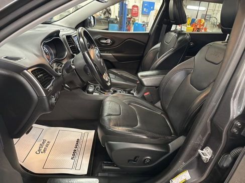 Used 2020 Jeep Cherokee Limited AWD/4WD image 11