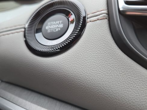 New 2026 Jeep Compass Limited image 30