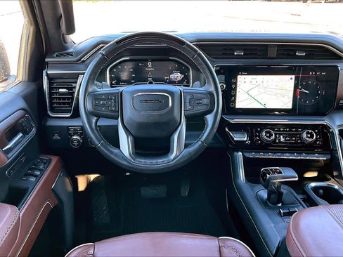 Used 2023 GMC Sierra 1500 Denali Ultimate image 5