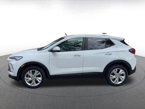 Used 2025 Buick Encore GX Preferred image 9