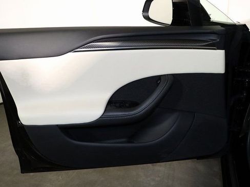 Used 2023 Tesla Model S Plaid image 23