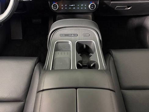 Used 2026 Hyundai Palisade Calligraphy AWD/4WD image 17