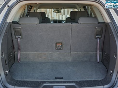 Used 2012 Chevrolet Traverse LT image 29