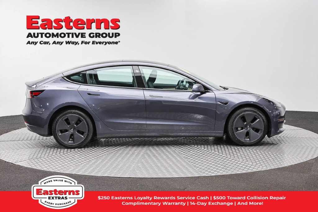 Used 2023 Tesla Model 3 Standard Range RWD image 5