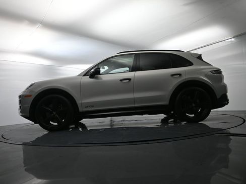 Certified 2026 Porsche Cayenne GTS image 47