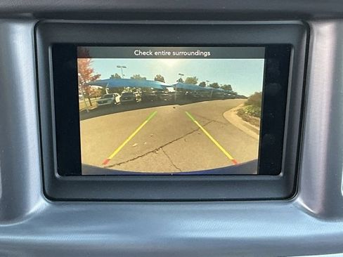 Used 2020 Dodge Charger SXT image 11