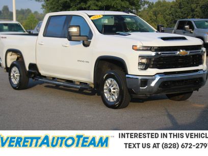 Used 2024 Chevrolet Silverado 2500 LT