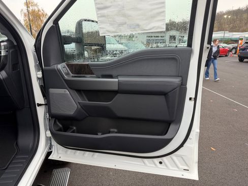 New 2026 Ford F250 Lariat w/ FX4 Off-Road Package image 16