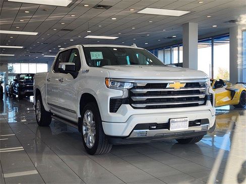 Certified 2024 Chevrolet Silverado 1500 High Country image 7