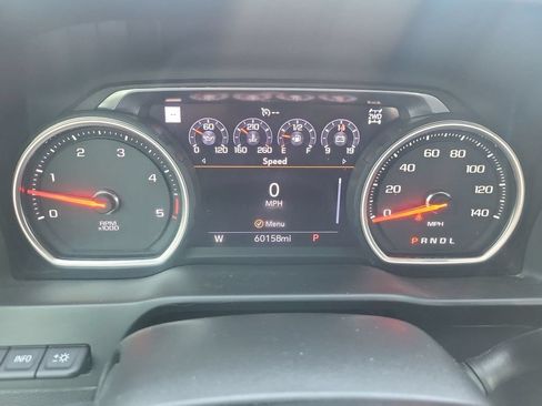 Used 2022 Chevrolet Silverado 2500 High Country w/ Technology Package AWD/4WD image 17