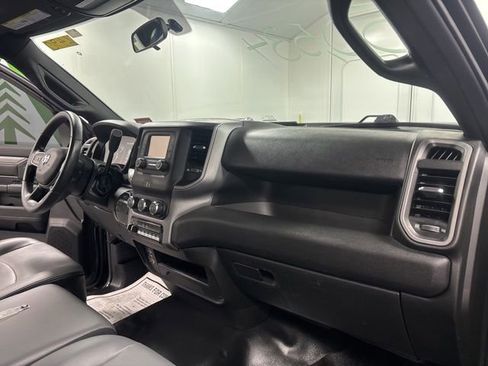 Used 2024 RAM 3500 Tradesman w/ Snow Chief Group AWD/4WD image 15