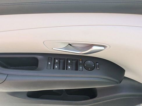 Used 2025 Hyundai Tucson SEL image 18