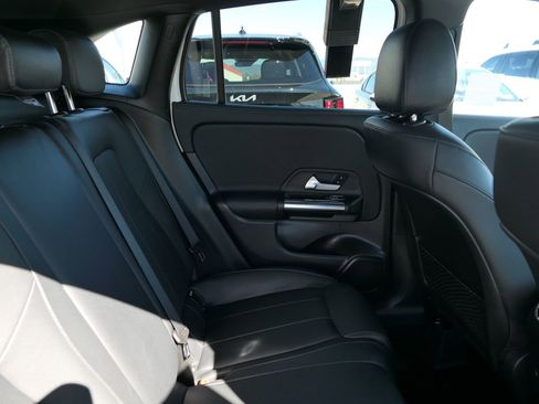 Used 2022 Mercedes-Benz GLA 250 image 25