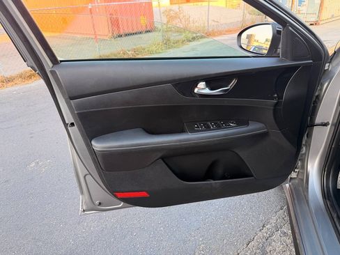 Used 2023 Kia Forte GT-Line w/ GT-Line Technology Package FWD image 25
