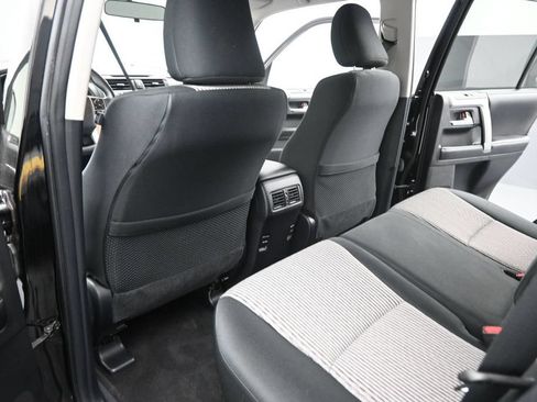 Used 2016 Toyota 4Runner SR5 AWD/4WD image 15