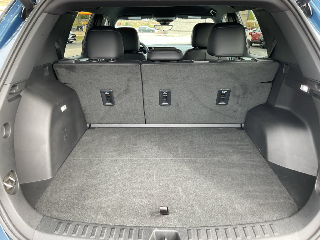 Used 2025 Chevrolet Equinox LT w/ Convenience Package II FWD image 30