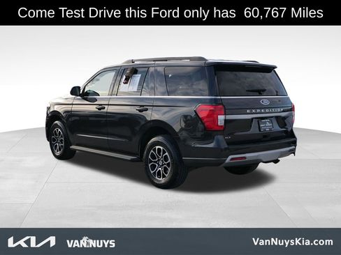 Used 2024 Ford Expedition XLT image 5