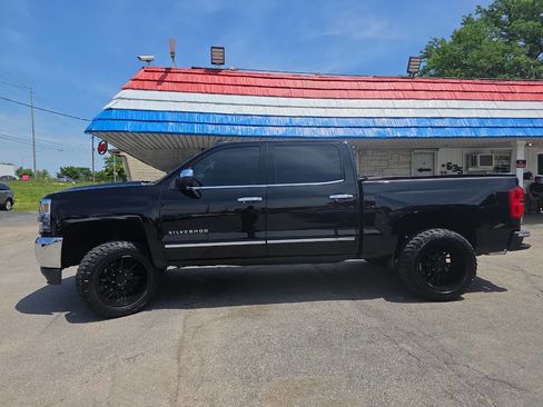 Used 2017 Chevrolet Silverado 1500 LTZ w/ Sport Package AWD/4WD image 3