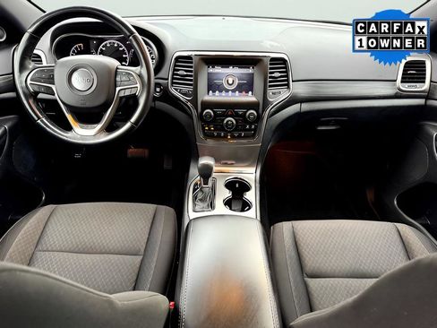 Used 2020 Jeep Grand Cherokee Laredo image 18