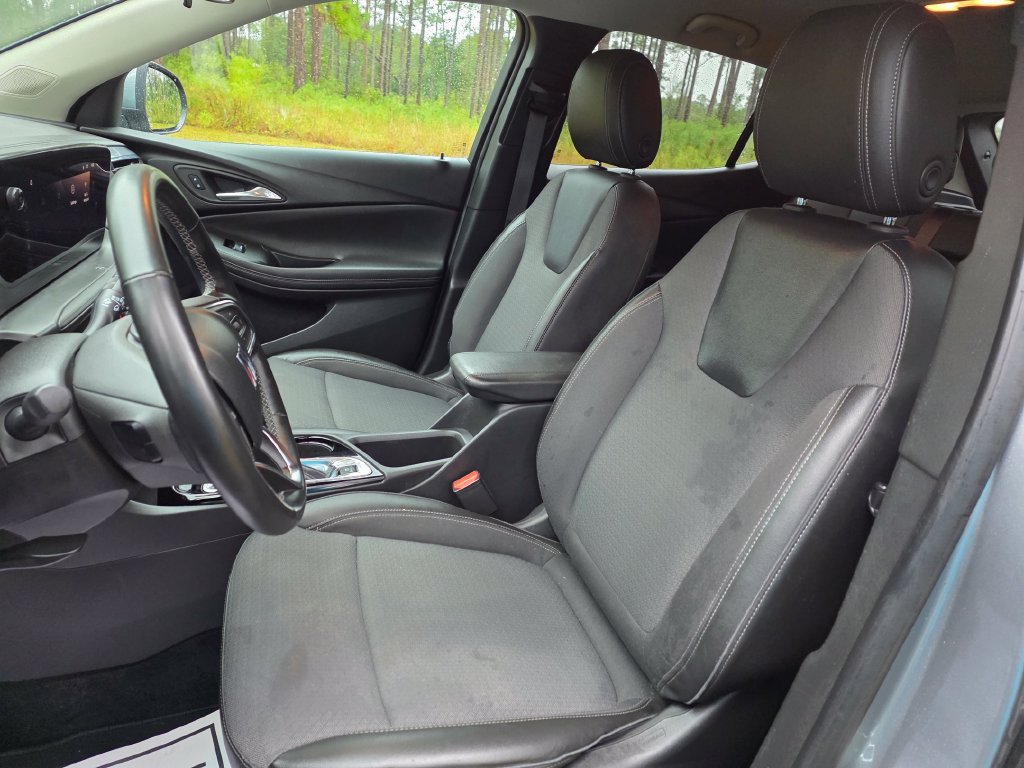 Used 2025 Buick Encore GX Preferred w/ Comfort Package FWD image 14
