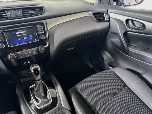 Used 2019 Nissan Rogue Sport S FWD image 22
